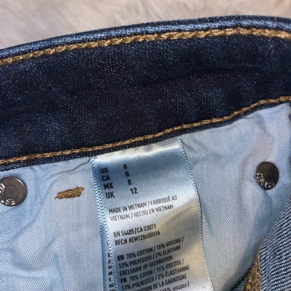 Size 8 American Eagle Jean Shorts - Picture 3 of 3